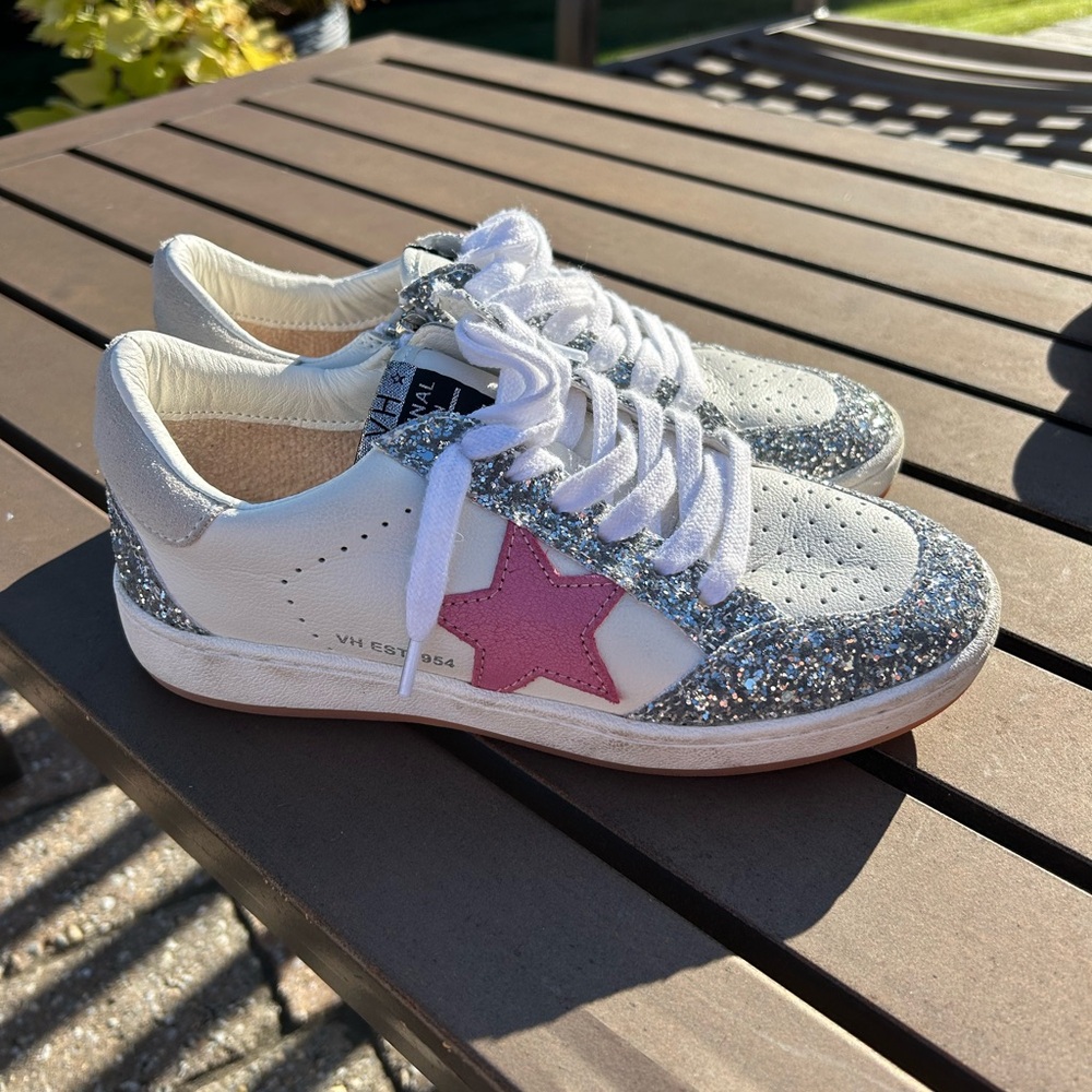 Vintage Havana sneakers